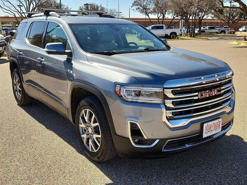 Used 2022 GMC Acadia SLT w/ Technology Package image 6