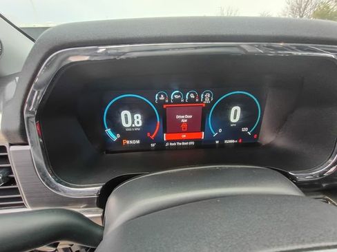 Used 2023 Ford F150 Lariat w/ Equipment Group 502A High image 26