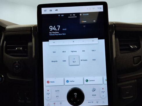 Used 2023 Ford Expedition Limited image 21