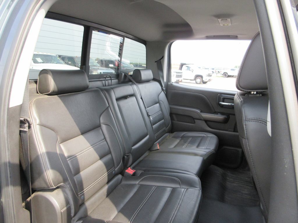 Used 2018 GMC Sierra 1500 Denali w/ Denali Ultimate Package AWD/4WD image 29