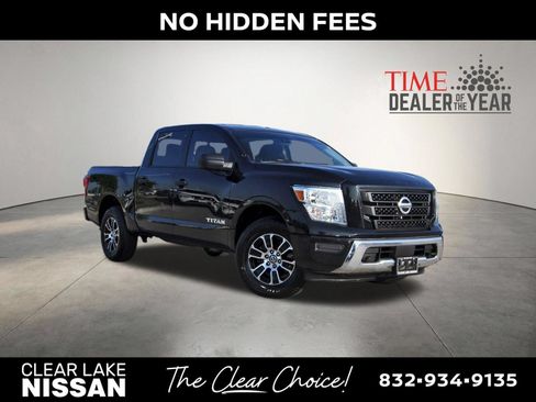 Used 2022 Nissan Titan SV AWD/4WD image 1