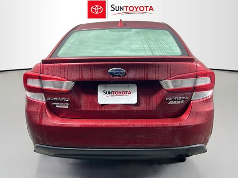 Used 2017 Subaru Impreza 2.0i Premium image 5