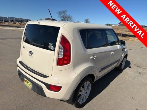 Used 2013 Kia Soul image 3