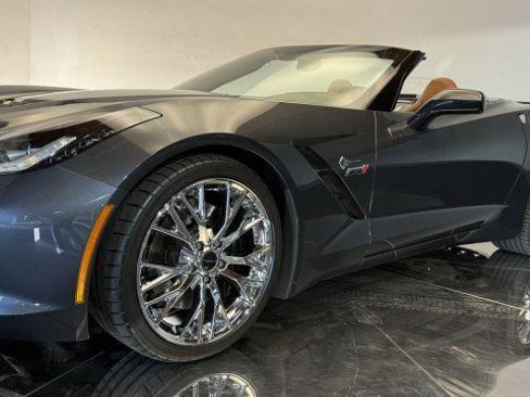 Used 2014 Chevrolet Corvette Stingray Convertible w/ 3LT Preferred Equipment Group image 30