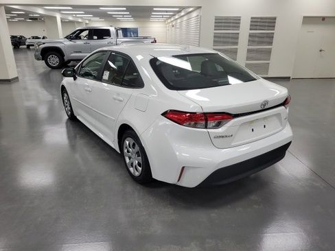 New 2026 Toyota Corolla LE image 4