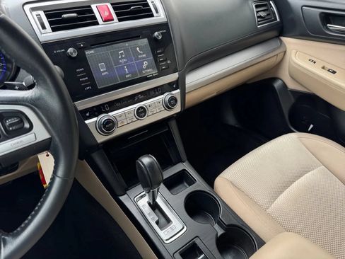 Used 2015 Subaru Outback 2.5i Premium AWD/4WD image 31