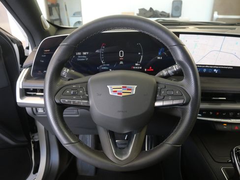 Used 2024 Cadillac XT4 Sport w/ Technology Package image 22