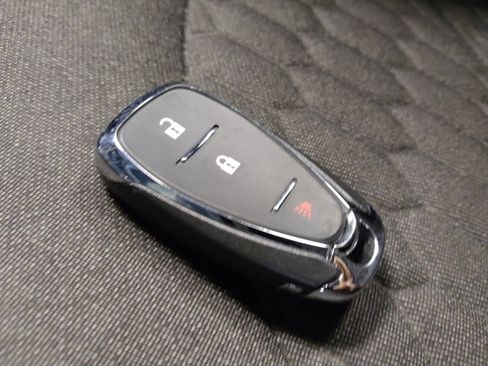 Used 2020 Chevrolet Equinox LT FWD image 32