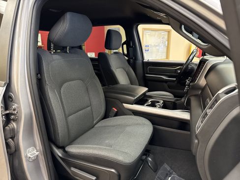 Used 2019 RAM 1500 Big Horn image 18