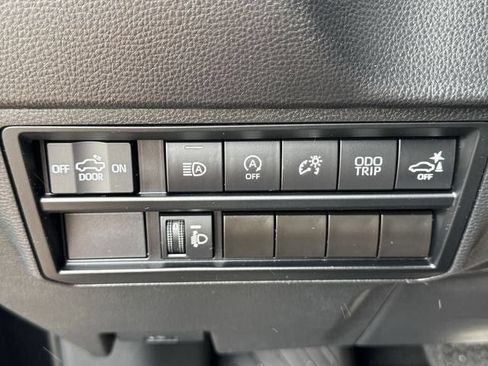 Used 2023 Toyota Tundra SR5 w/ SR5 Convenience Package AWD/4WD image 21