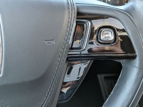 Certified 2022 Lincoln Aviator Reserve w/ Equipment Group 201A image 32