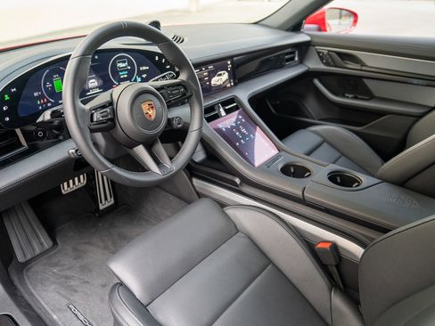 Used 2025 Porsche Taycan 4S image 4