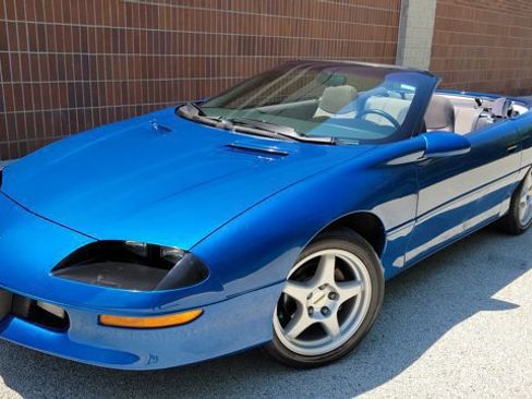 Used 1995 Chevrolet Camaro Z28 image 6