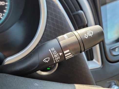 Used 2023 Chevrolet Malibu LT image 33