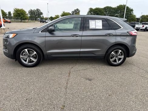 Certified 2023 Ford Edge SEL w/ Convenience Package AWD/4WD image 3