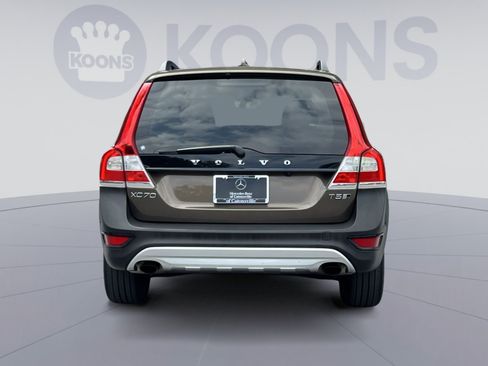 Used 2016 Volvo XC70 T5 Platinum w/ Climate Package AWD/4WD image 10