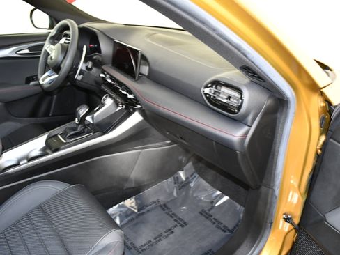 Used 2024 Dodge Hornet R/T w/ R/T Blacktop Package AWD/4WD image 42