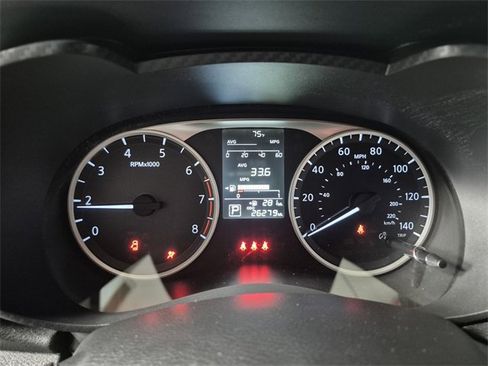 Used 2023 Nissan Versa S w/ Electronics Package image 22