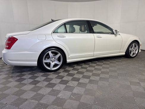 Used 2010 Mercedes-Benz S 550 4MATIC image 7