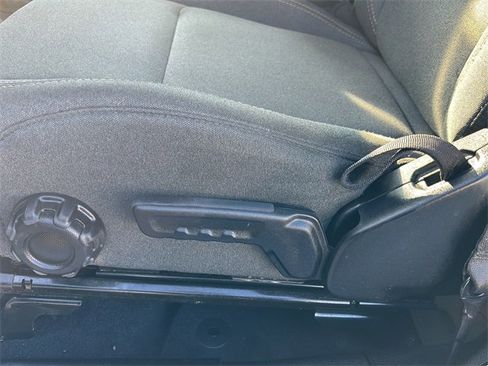 Certified 2024 Jeep Gladiator Sport image 19