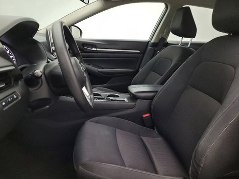 Used 2022 Nissan Altima 2.5 SV FWD image 17