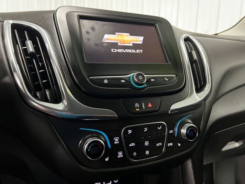 Used 2023 Chevrolet Equinox LT w/ Driver Convenience Package image 8