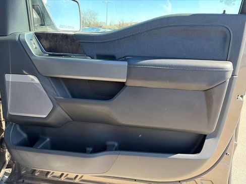 Used 2023 Ford F150 Lariat w/ Equipment Group 502A High image 13