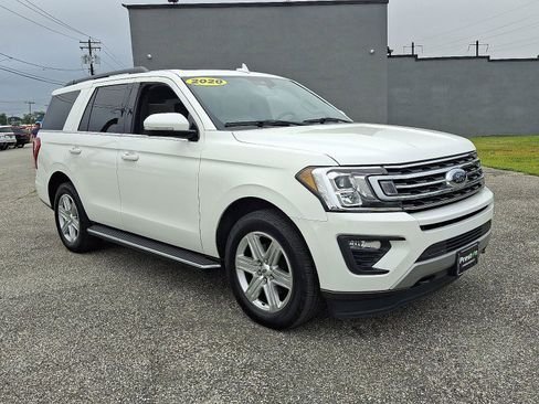 Used 2020 Ford Expedition XLT w/ Equipment Group 202A image 3