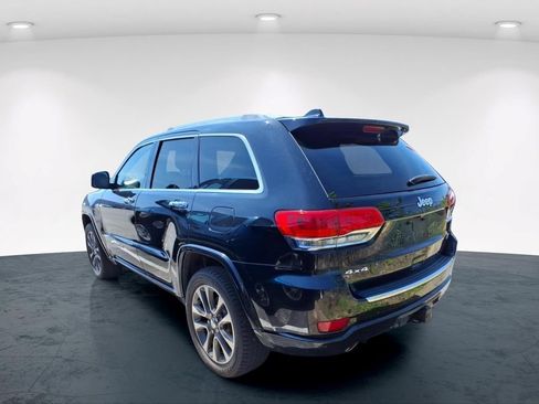 Used 2018 Jeep Grand Cherokee Overland w/ Interior Metal Package AWD/4WD image 19