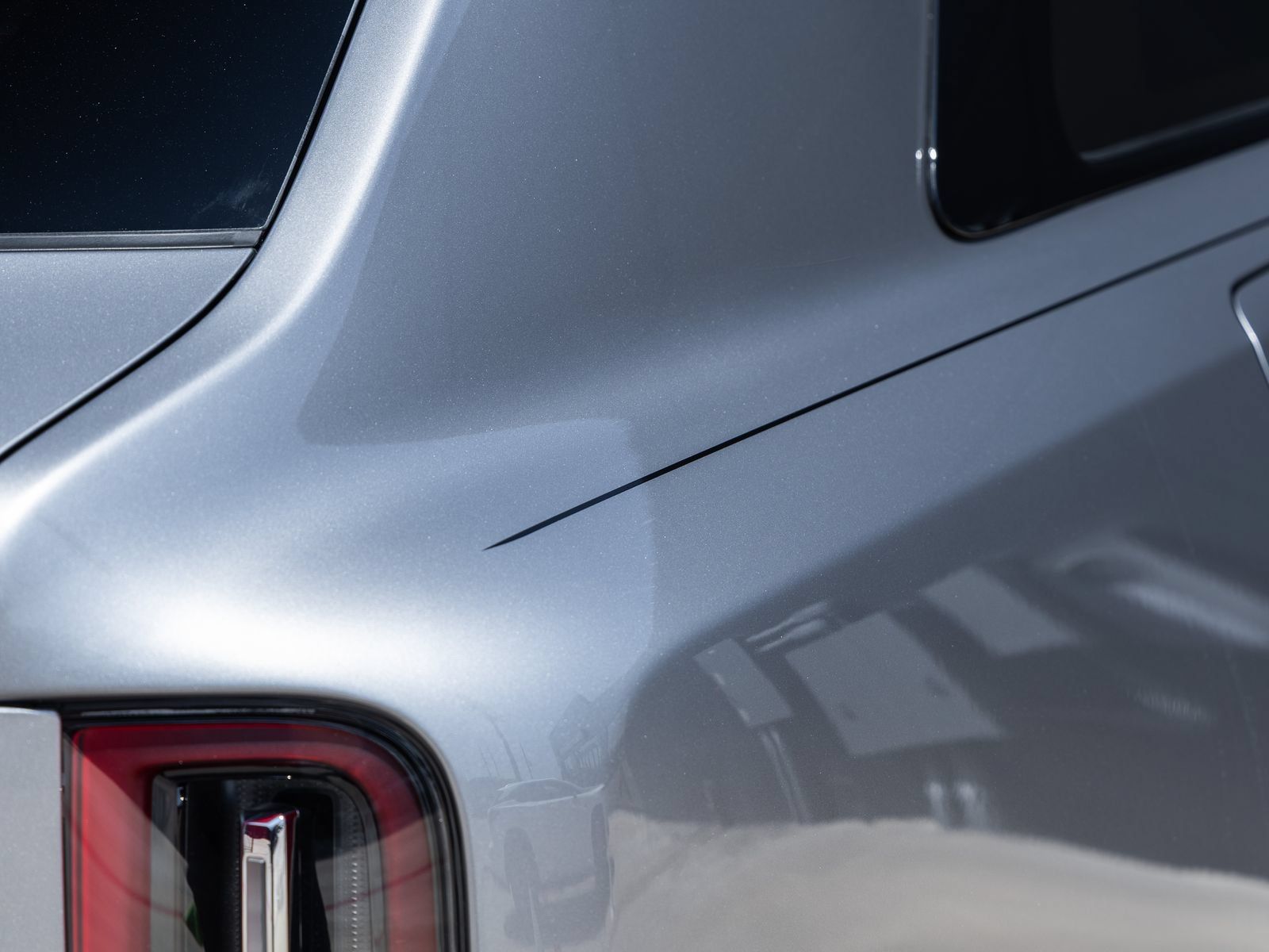 New 2027 Rolls-Royce Cullinan Black Badge AWD/4WD image 15