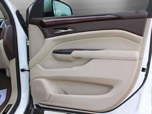 Used 2014 Cadillac SRX Performance w/ Driver Awareness Package image 10