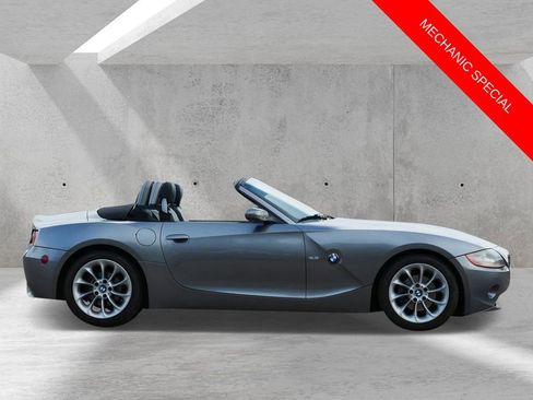 Used 2004 BMW Z4 2.5i RWD image 2
