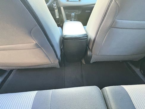 Used 2014 Toyota RAV4 XLE image 27