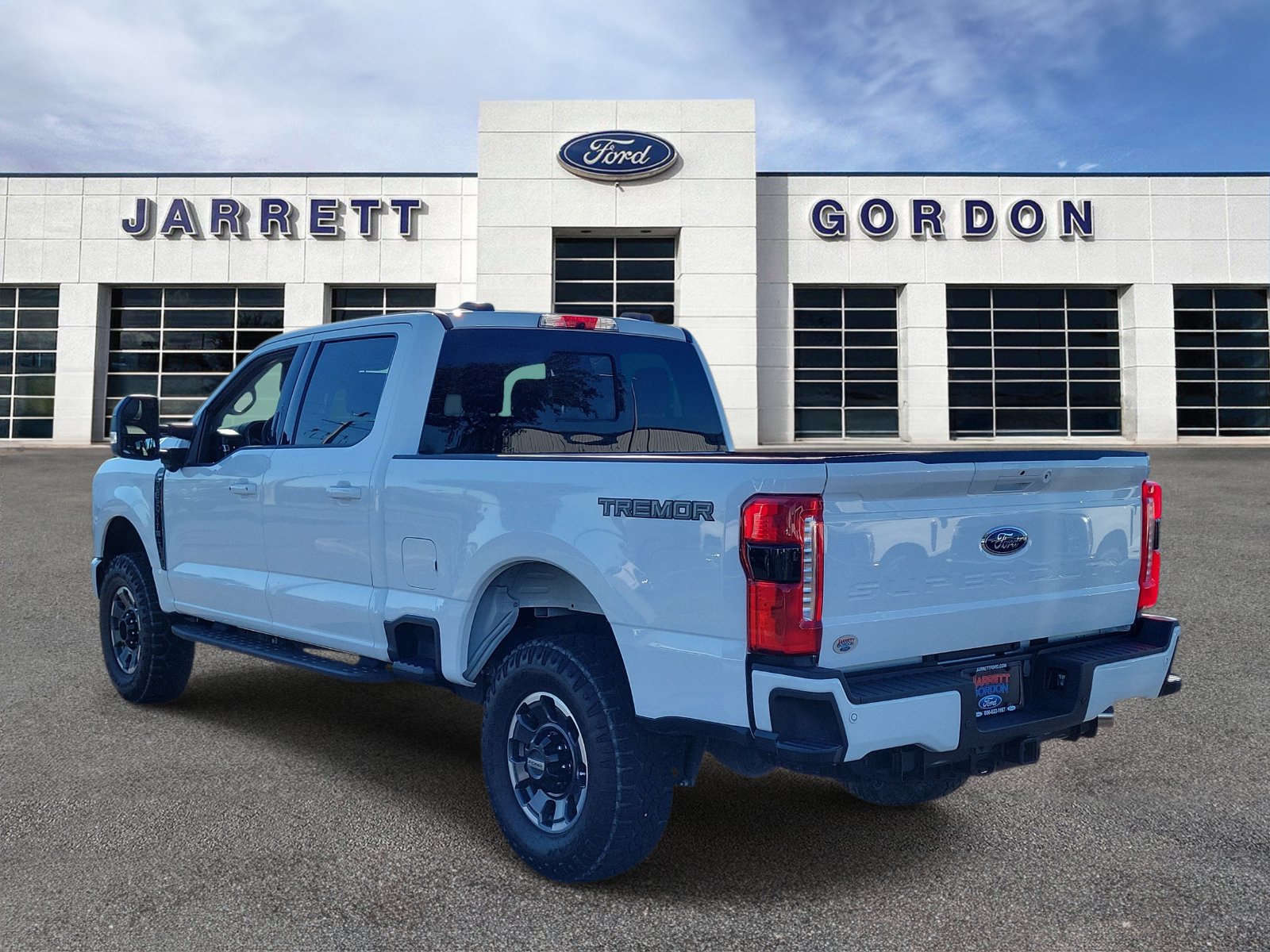 Certified 2024 Ford F250 Lariat w/ Lariat Ultimate Package AWD/4WD image 3