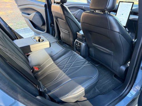 Used 2023 Ford Mustang Mach-E Select image 7