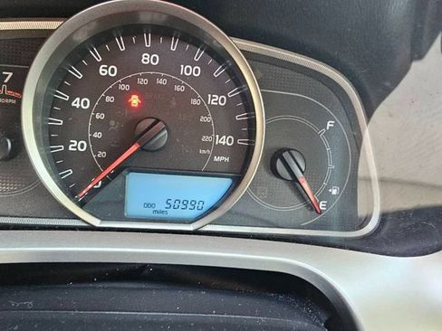 Used 2015 Toyota RAV4 XLE w/ Outdoor Package AWD/4WD image 7