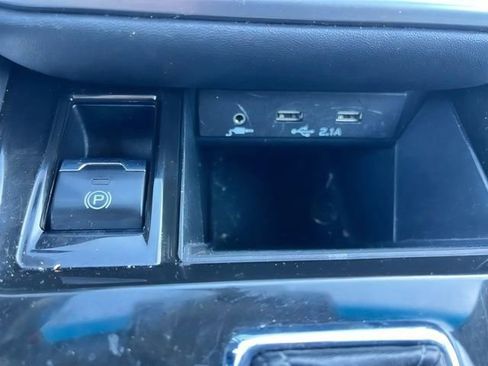 Used 2021 Subaru Outback Premium image 20