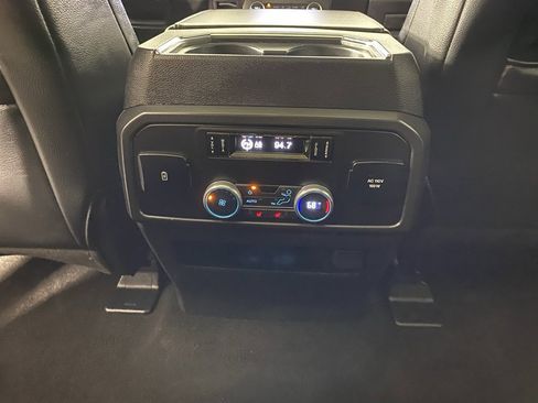 Used 2021 Ford Expedition Limited image 30