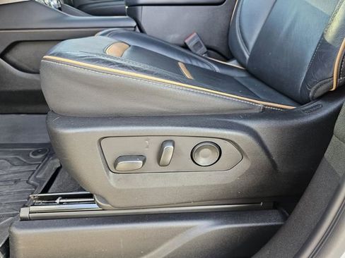 Used 2024 GMC Yukon AT4 w/ Max Trailering Package image 14