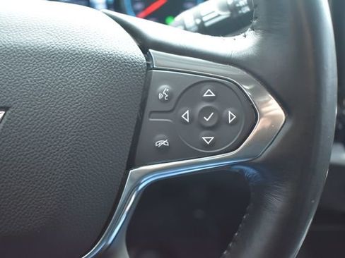 Used 2018 Chevrolet Traverse LT image 25