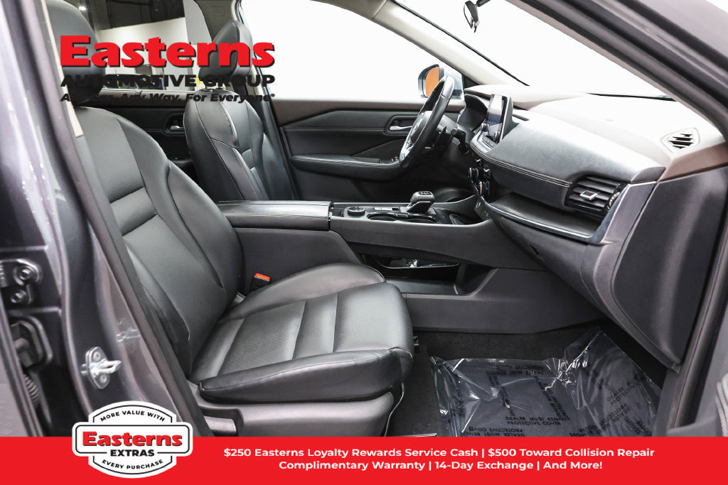 Used 2023 Nissan Rogue SV w/ SV Premium Package AWD/4WD image 27