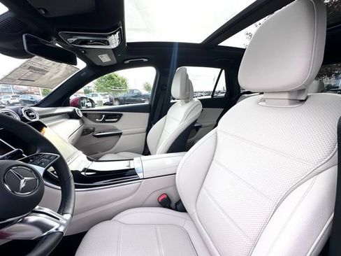 New 2026 Mercedes-Benz GLC 300 4MATIC image 19