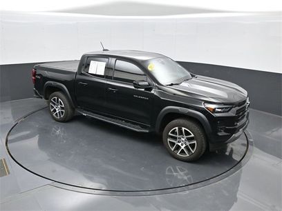 Used 2024 Chevrolet Colorado Z71 w/ Z71 Convenience Package 2