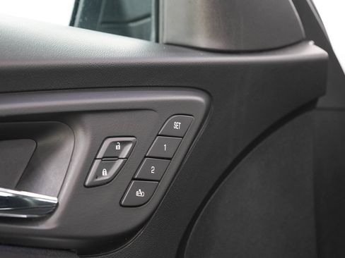 Used 2019 Chevrolet Malibu Premier w/ Sun and Wheel Package FWD image 20