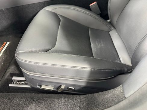 Used 2024 Tesla Model 3 Standard Range RWD image 10
