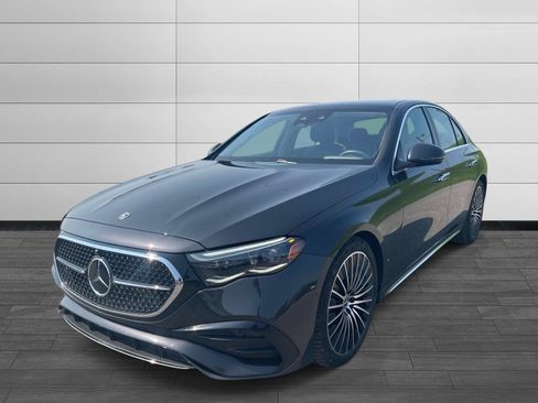 Certified 2025 Mercedes-Benz E 450 4MATIC Sedan image 7