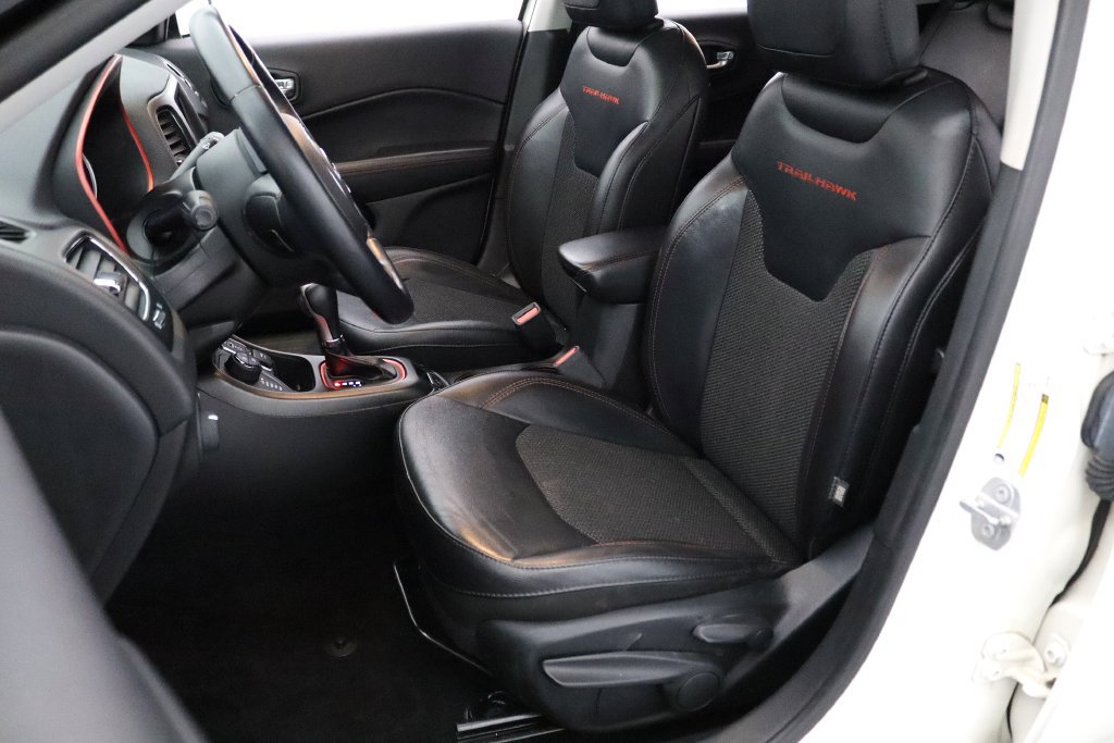 Used 2019 Jeep Compass Trailhawk AWD/4WD image 12