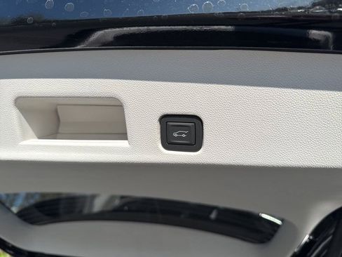 New 2026 Buick Enclave Avenir w/ Super Cruise Package AWD/4WD image 62
