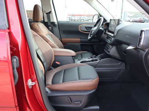 Used 2025 Ford Bronco Sport Outer Banks w/ Outer Banks Tech Package+ image 12