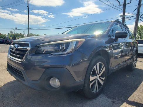 Used 2018 Subaru Outback 3.6R Limited AWD/4WD image 1